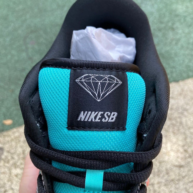 Nike SB Dunk Low Diamond Supply Co.