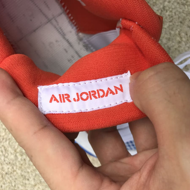 Air Jordan 4 Retro New York Knicks