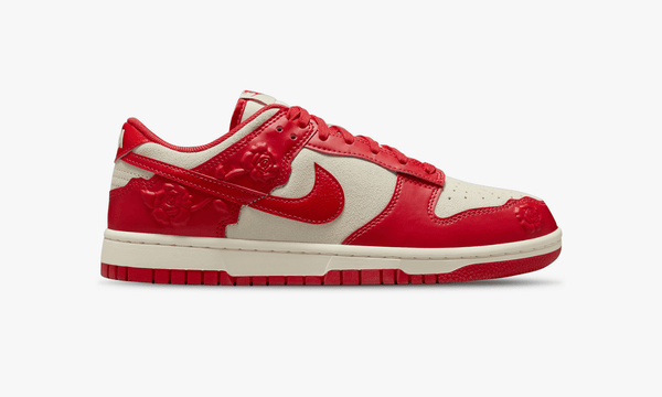 Nike Dunk Low Ruby Red Roses