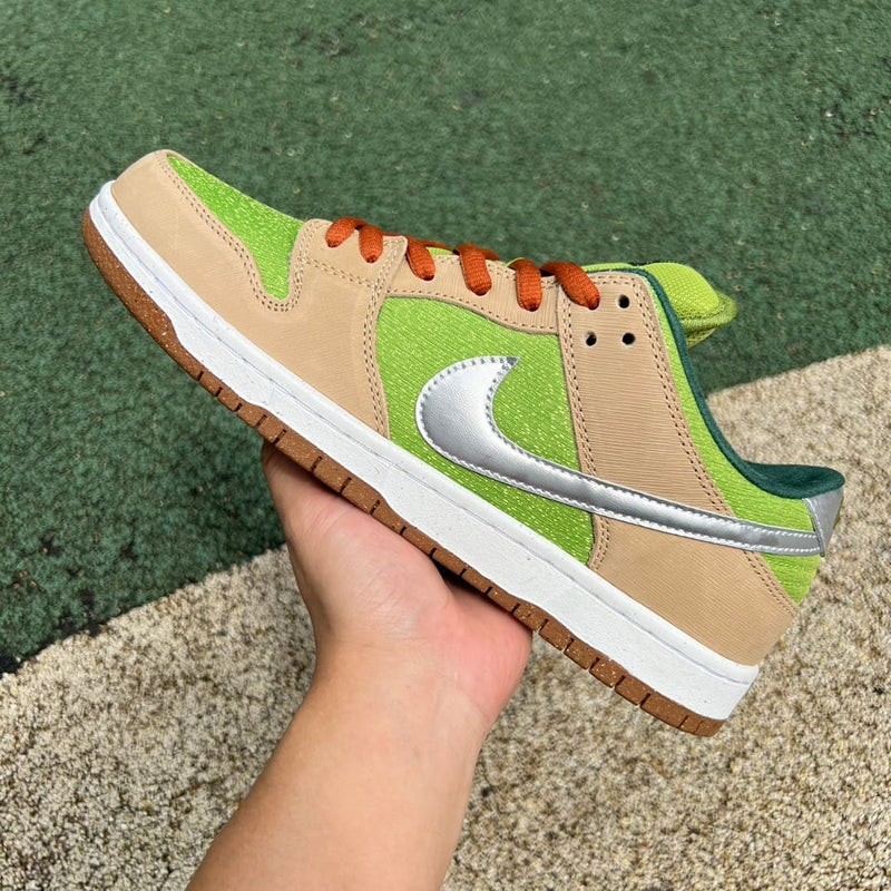 Nike SB Dunk Low Escargot