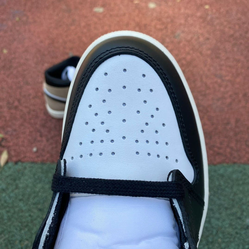 Air Jordan 1 Retro High Latte