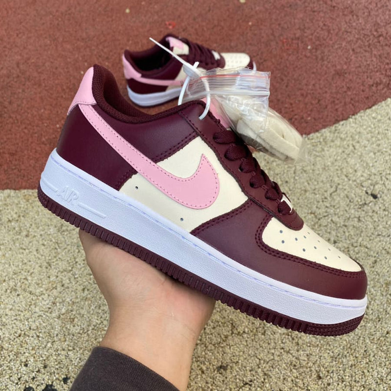 Nike Air Force 1 Low '07 Valentine’s Day (2023)