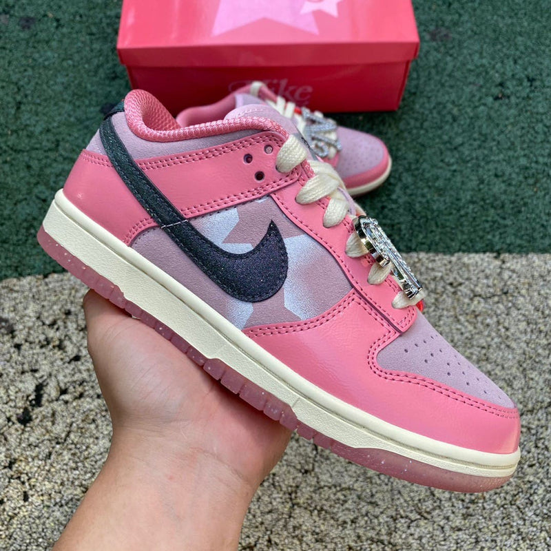 Nike Dunk Low LX Barbie