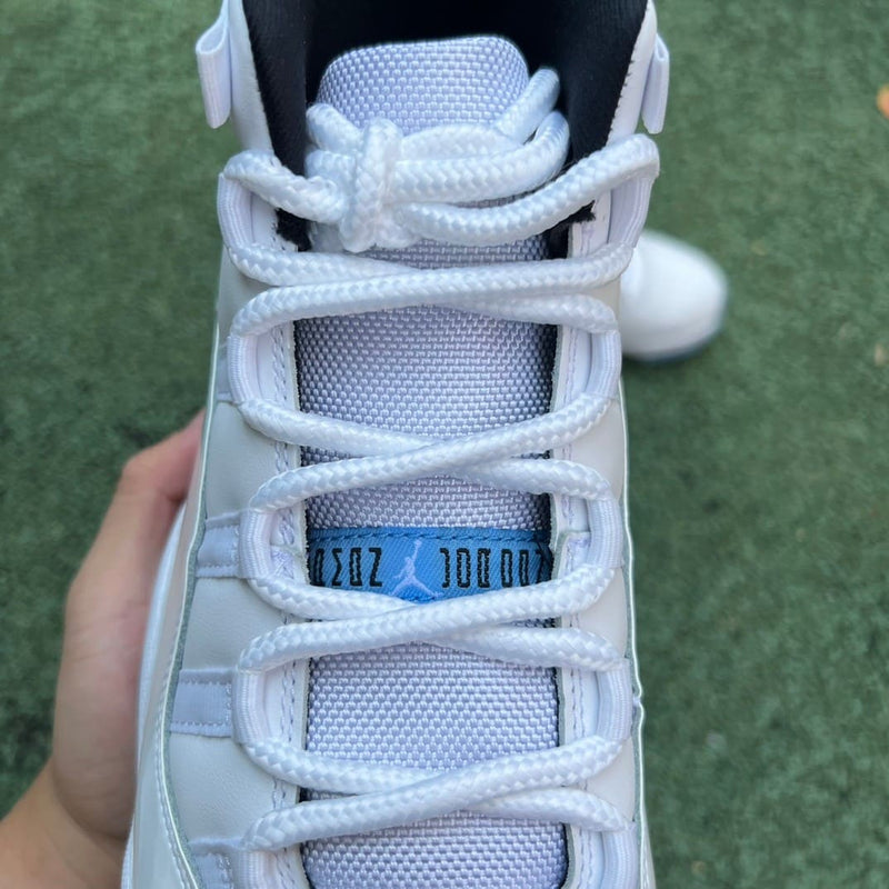 Air Jordan 11 Retro Legend Blue (2024)