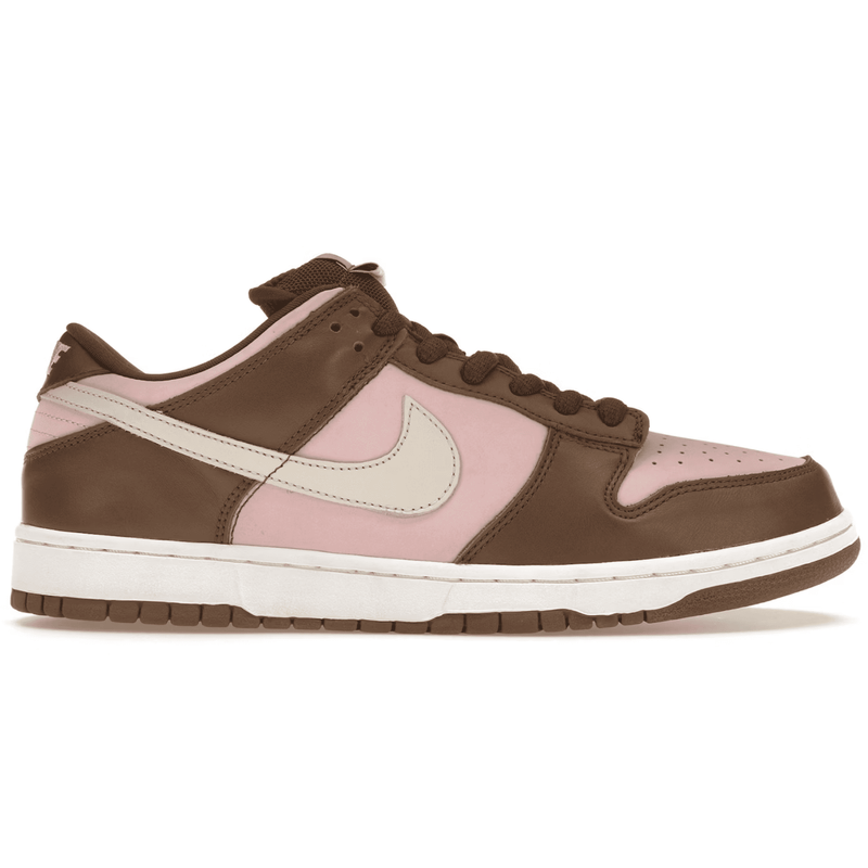 Nike SB Dunk Low Stussy Cherry