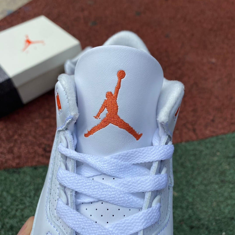 Air Jordan 3 Retro Georgia Peach