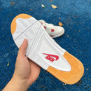 Air Jordan 4 Retro SB Varsity Red