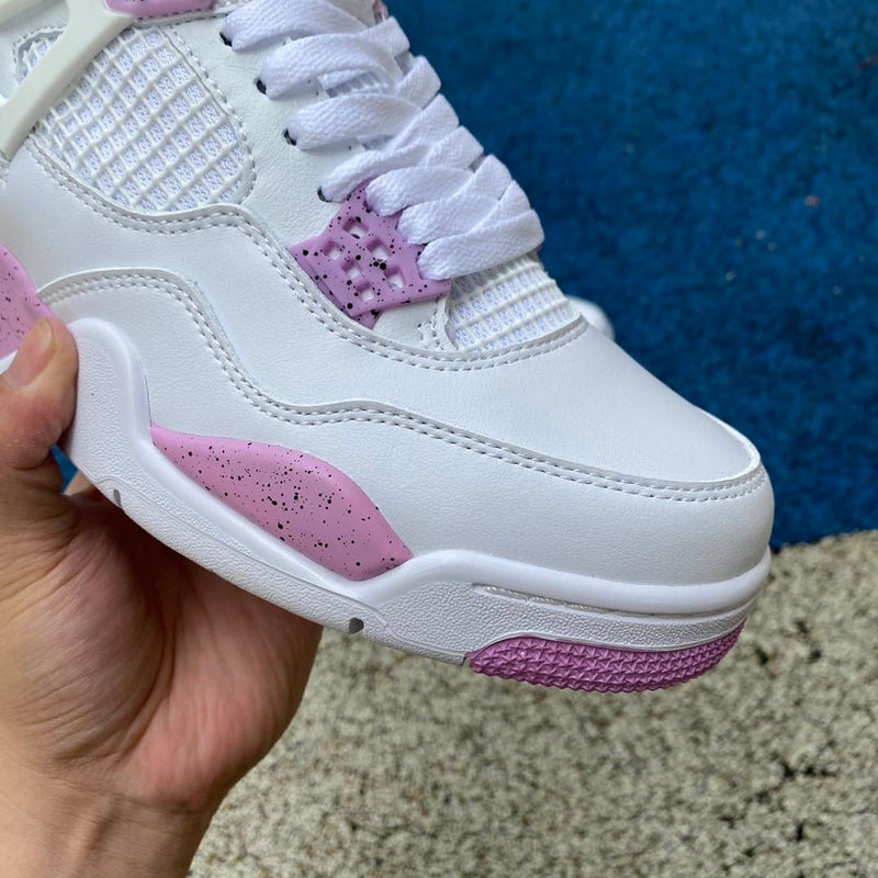 Air Jordan 4 Retro Pink Oreo