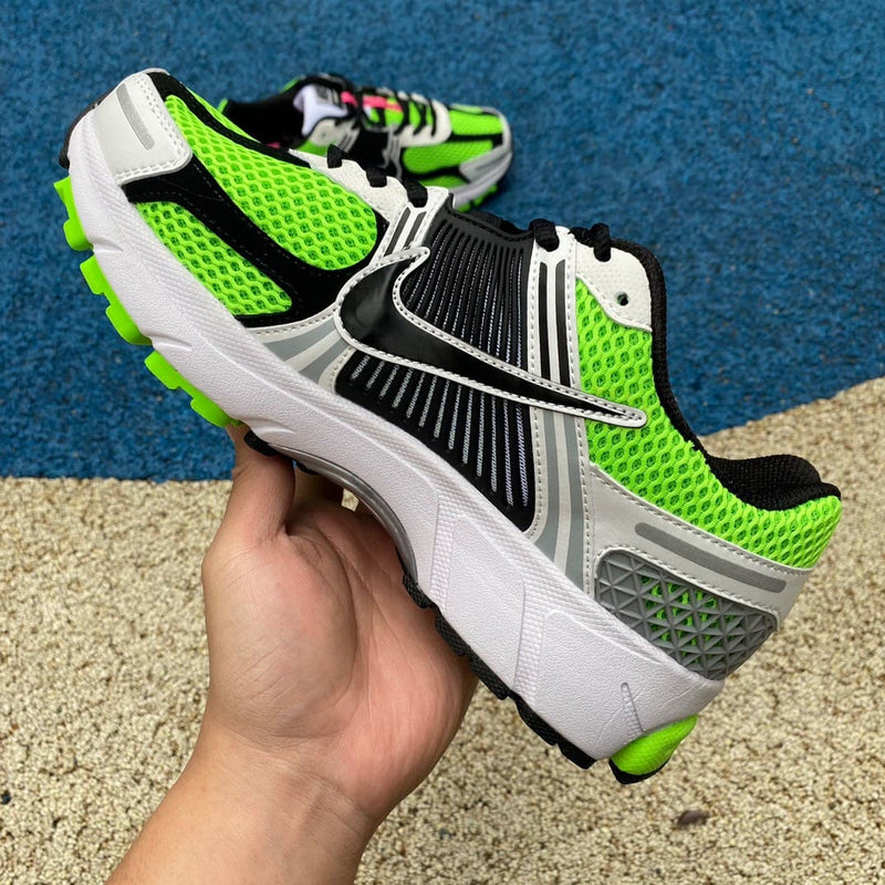 Nike Zoom Vomero 5 Electric Green Black