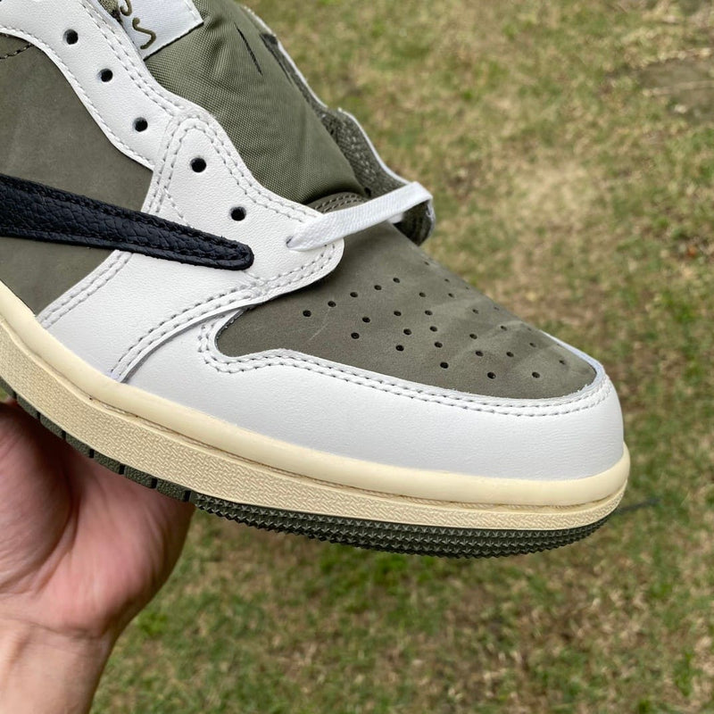 Air Jordan 1 Retro Low Travis Scott Medium Olive