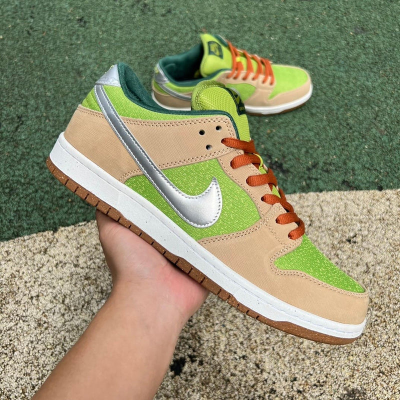 Nike SB Dunk Low Escargot