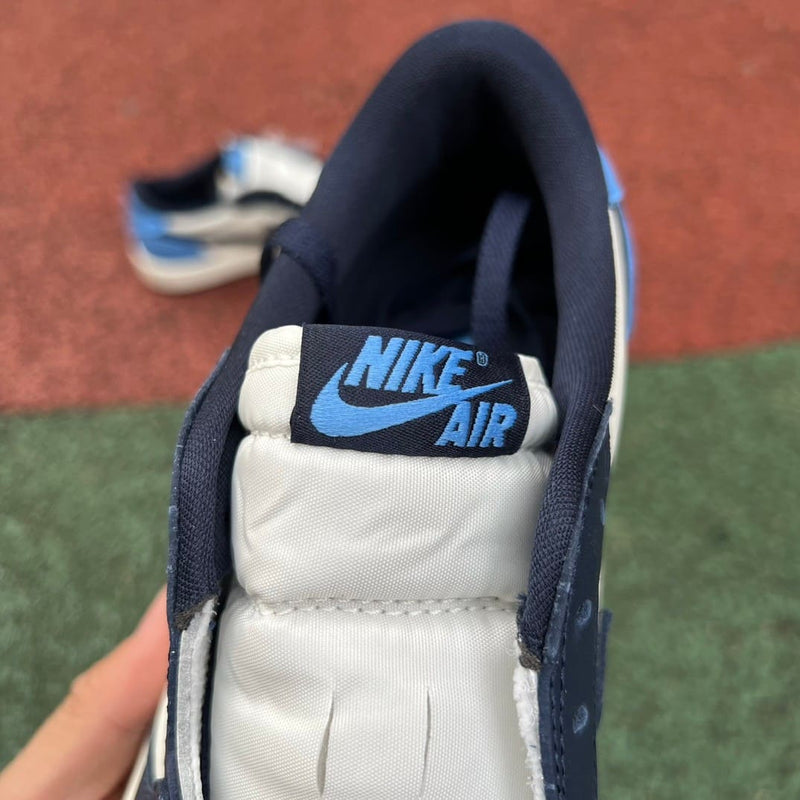 Air Jordan 1 Low Obsidian UNC