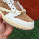 Air Jordan 1 Low Travis Scott Sail Shy Pink