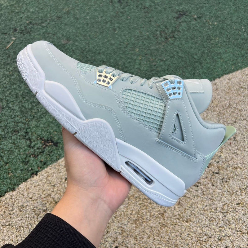 Air Jordan 4 Retro Seafoam Sail