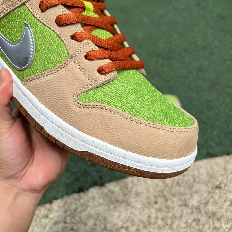 Nike SB Dunk Low Escargot