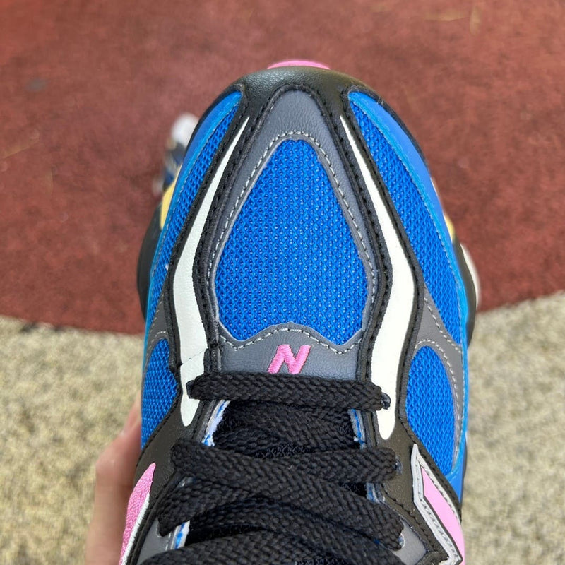 New Balance 9060 Blue Oasis Real Pink