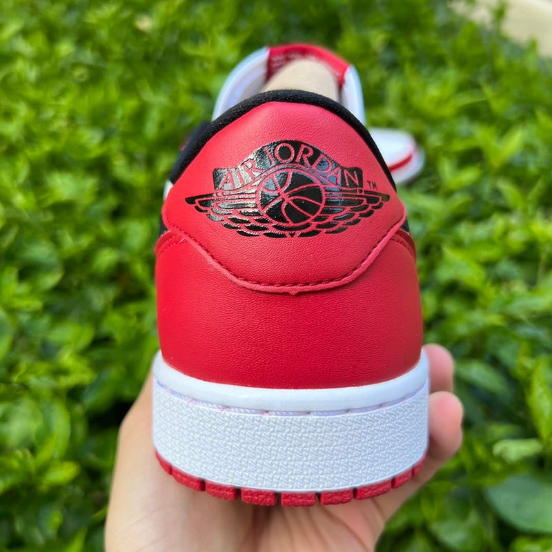 Air Jordan 1 Low Chicago