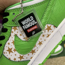 Nike SB Dunk Low Supreme Stars Mean Green