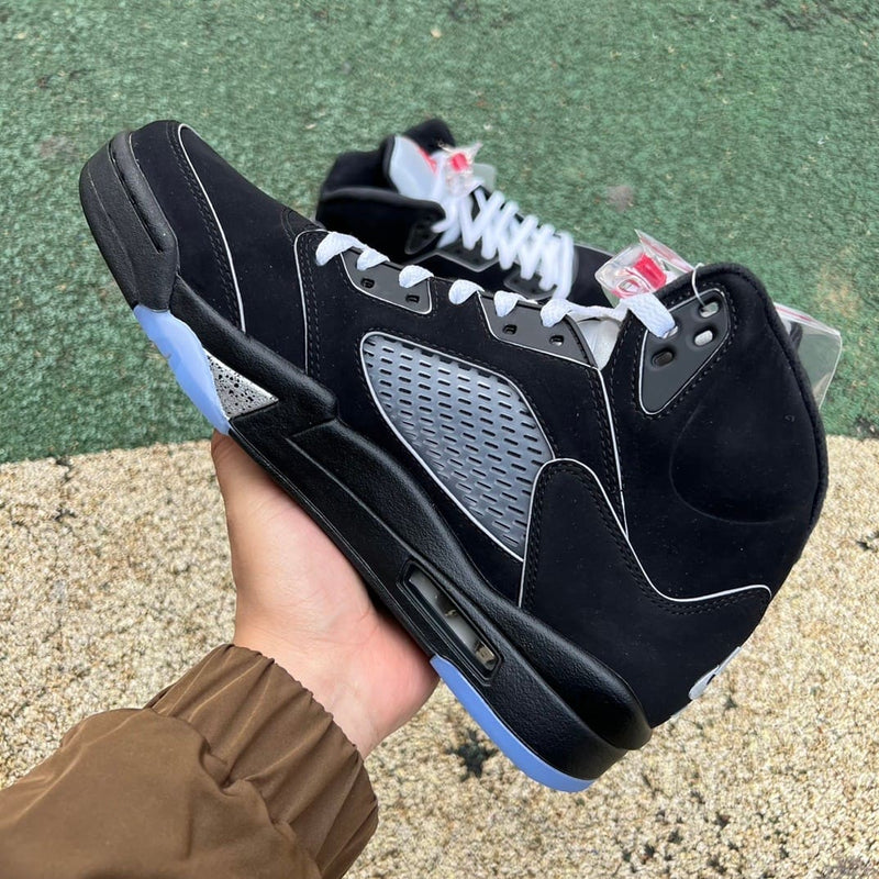 Air Jordan 5 Retro Black Metallic Reimagined