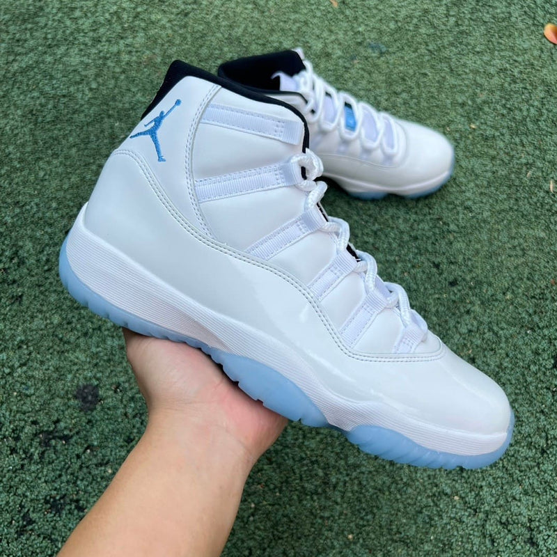 Air Jordan 11 Retro Legend Blue (2024)