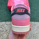 Nike Dunk Low LX Barbie