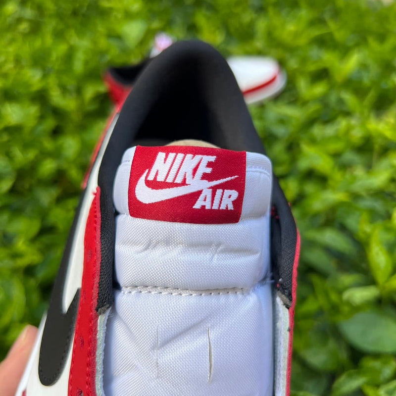 Air Jordan 1 Low Chicago