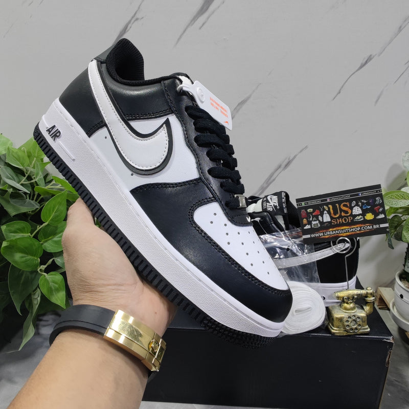 Nike Air Force 1 Low '07 White Swoosh Panda