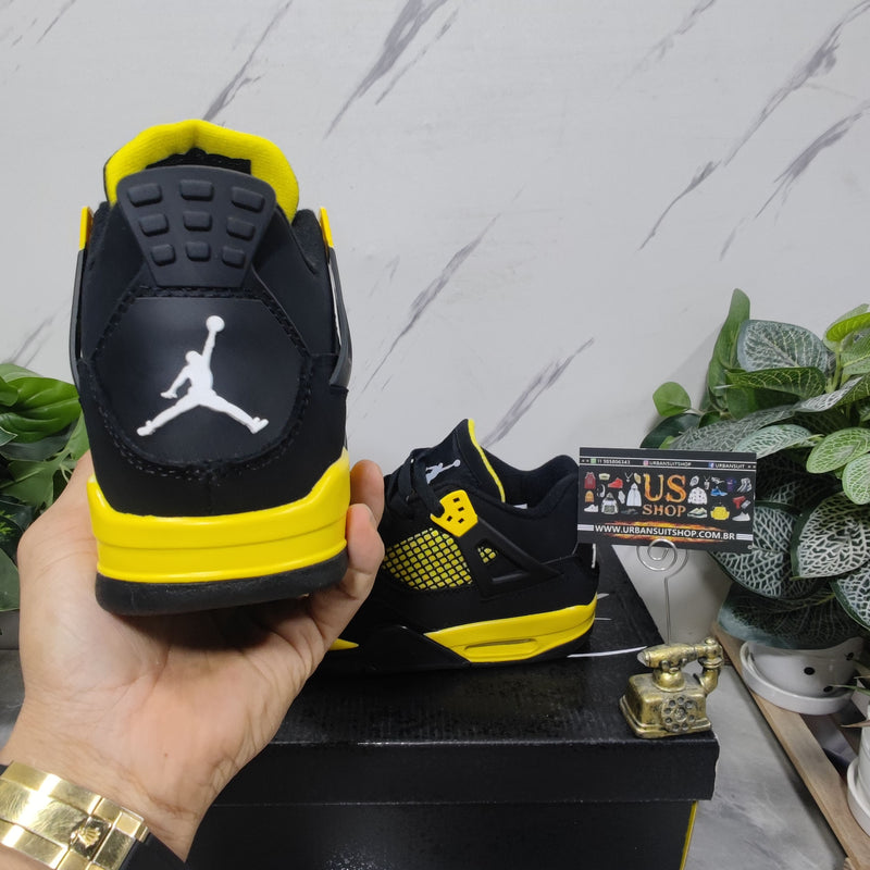 Air Jordan 4 Retro Thunder