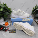 Nike Zoom Field Jaxx SP Travis Scott Sail