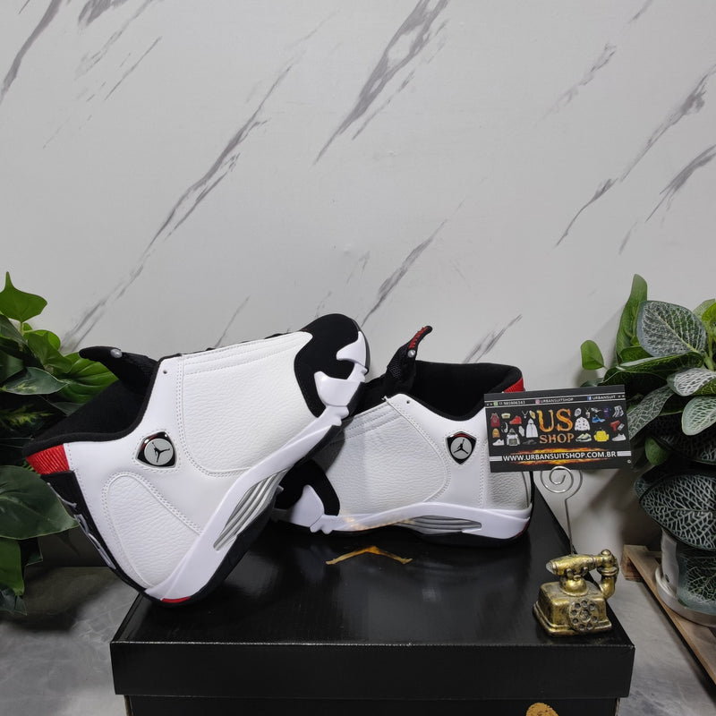 Air Jordan 14 Retro Black Toe (2024)