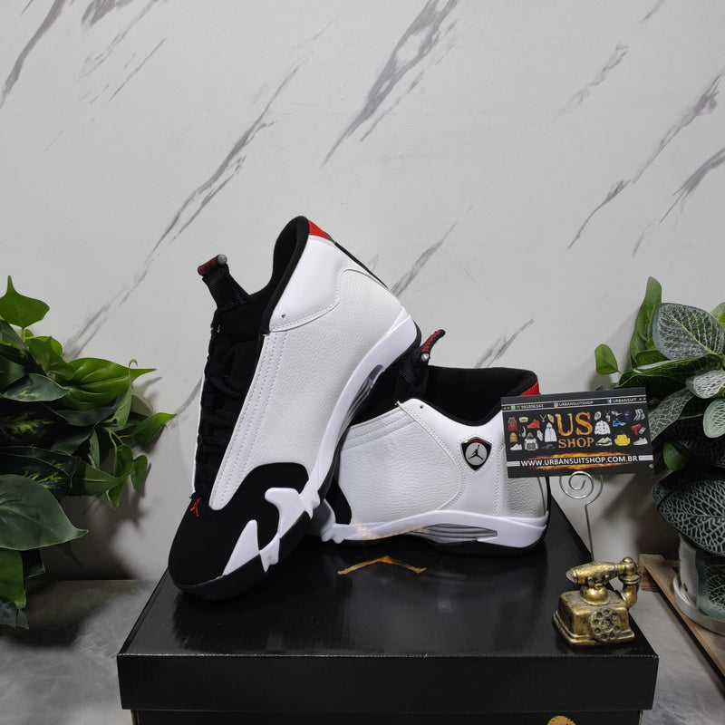 Air Jordan 14 Retro Black Toe (2024)