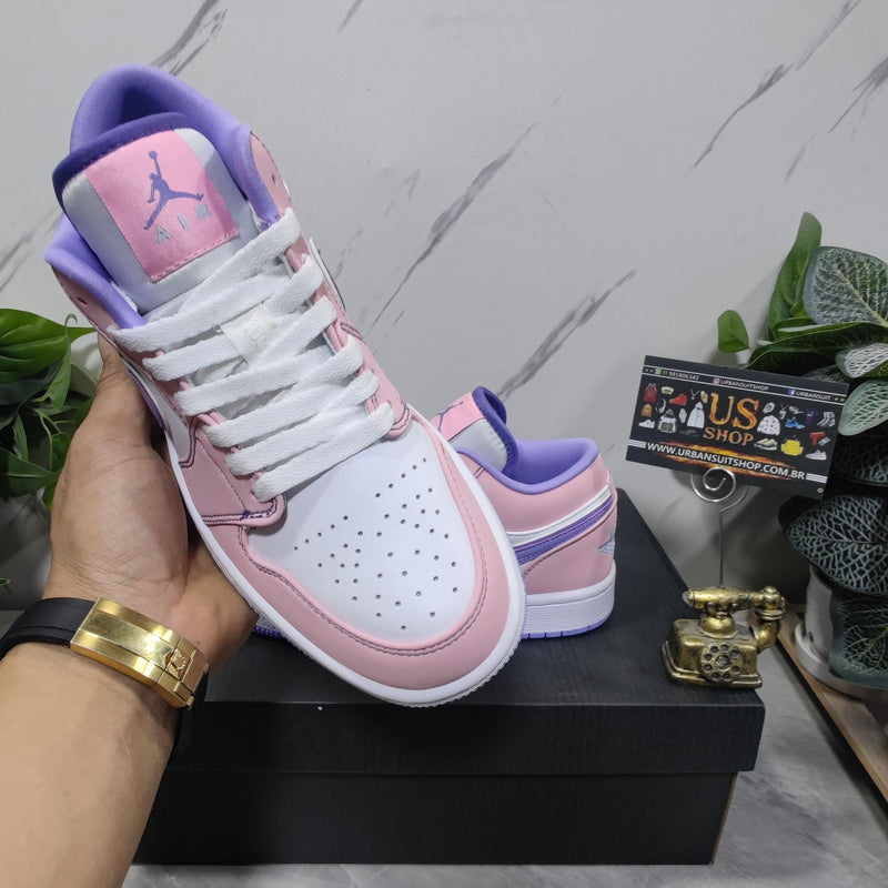 Air Jordan 1 Low SE Arctic Punch