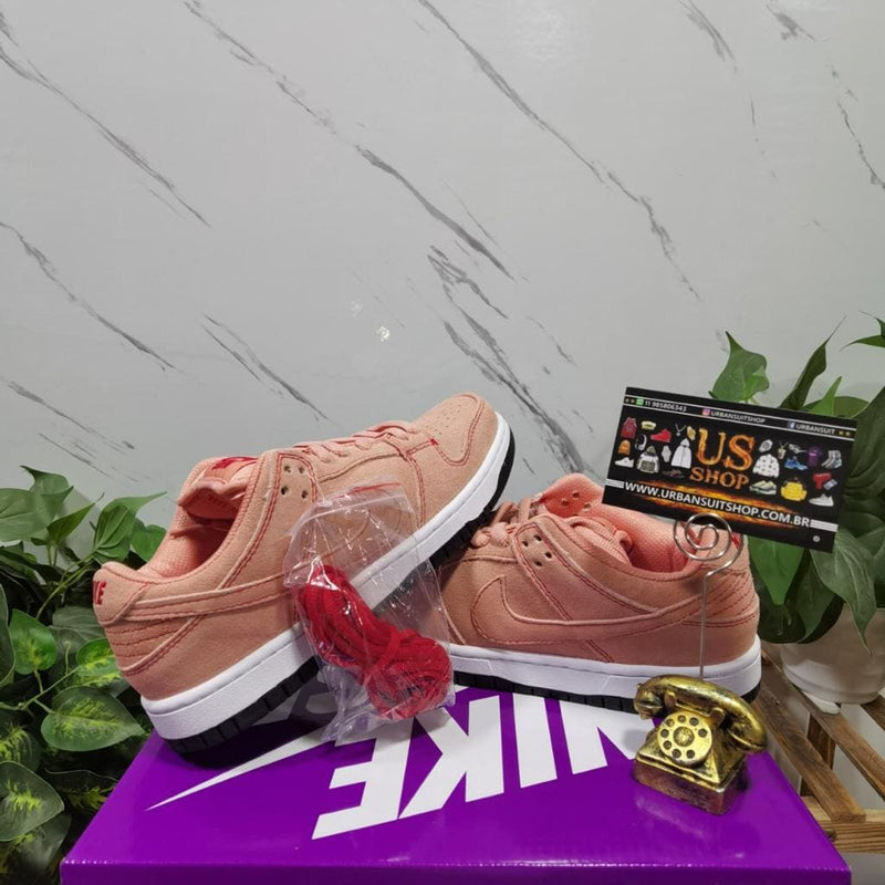 Nike SB Dunk Low Pink Pig