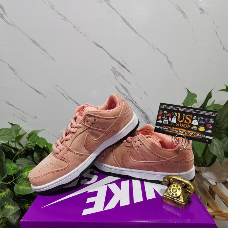 Nike SB Dunk Low Pink Pig