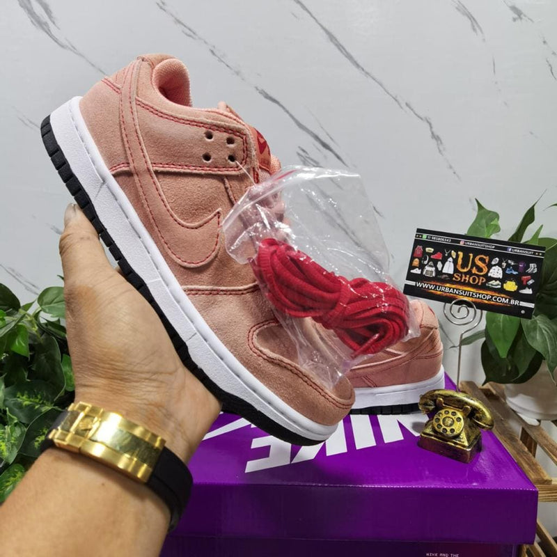 Nike SB Dunk Low Pink Pig