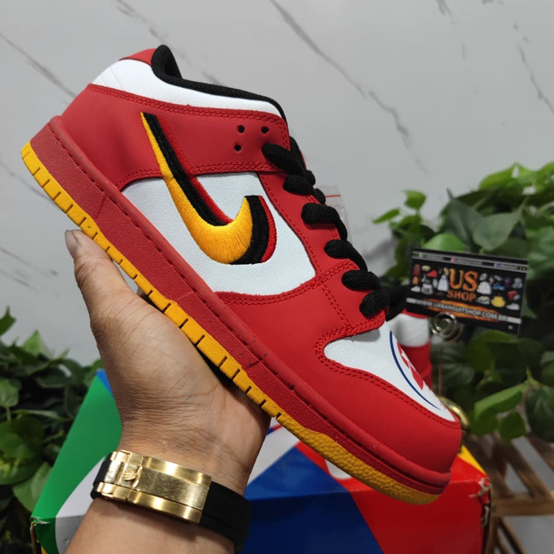 Nike SB Dunk Low Vietnam 25th Anniversary