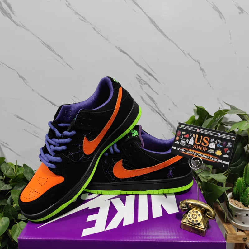 Nike SB Dunk Low Night of Mischief Halloween