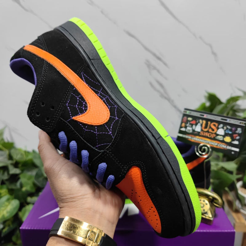 Nike SB Dunk Low Night of Mischief Halloween