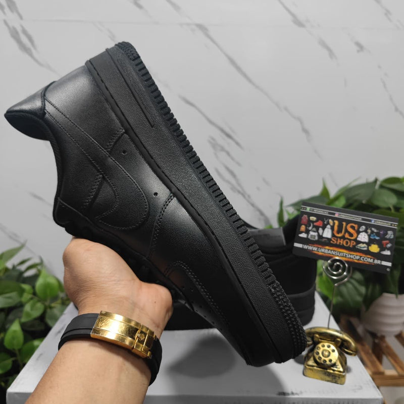 Nike Air Force 1 Low '07 Black