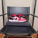 Air Jordan 1 Low Bulls