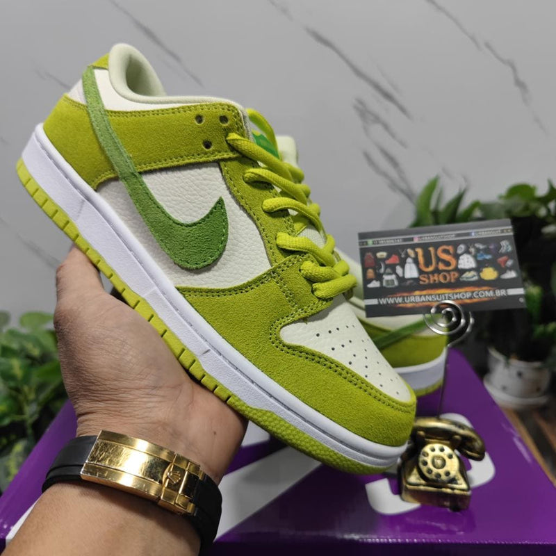 Nike SB Dunk Low Green Apple