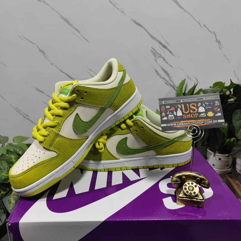 Nike SB Dunk Low Green Apple