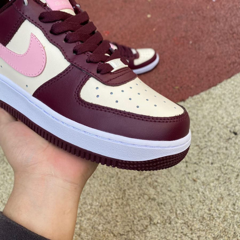 Nike Air Force 1 Low '07 Valentine’s Day (2023)