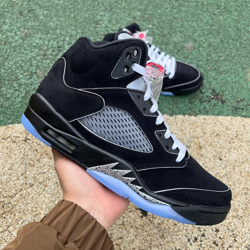 Air Jordan 5 Retro Black Metallic Reimagined