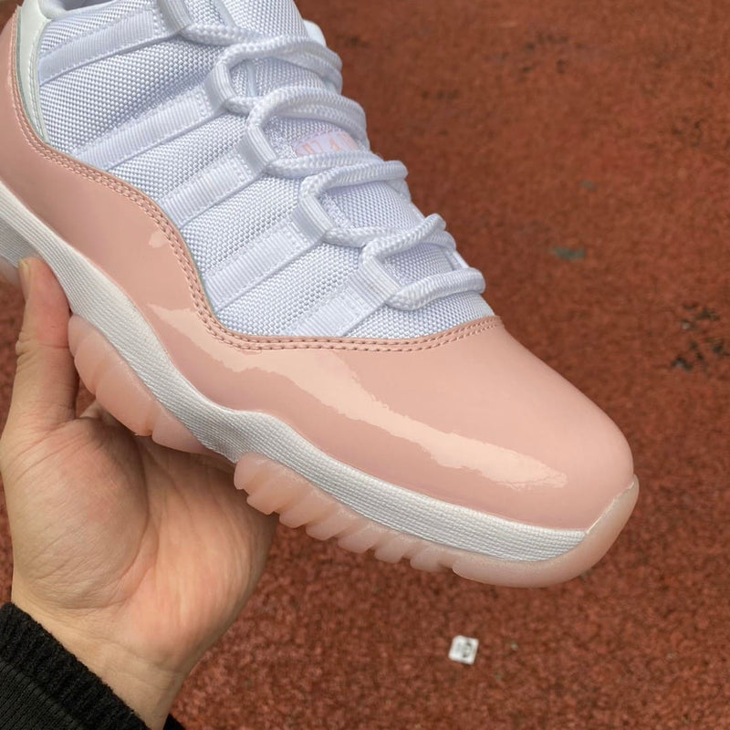 Air Jordan 11 Retro Low Legend Pink