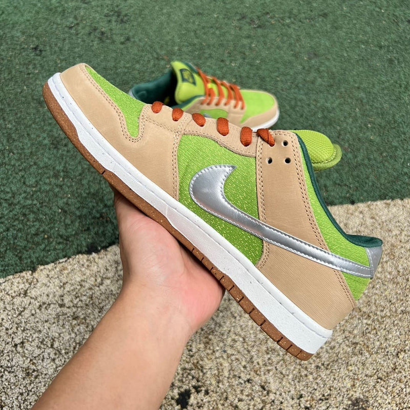 Nike SB Dunk Low Escargot