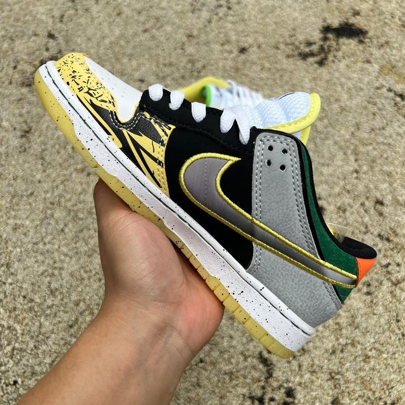 Nike Dunk Low What the Duck Away University of Oregon PE