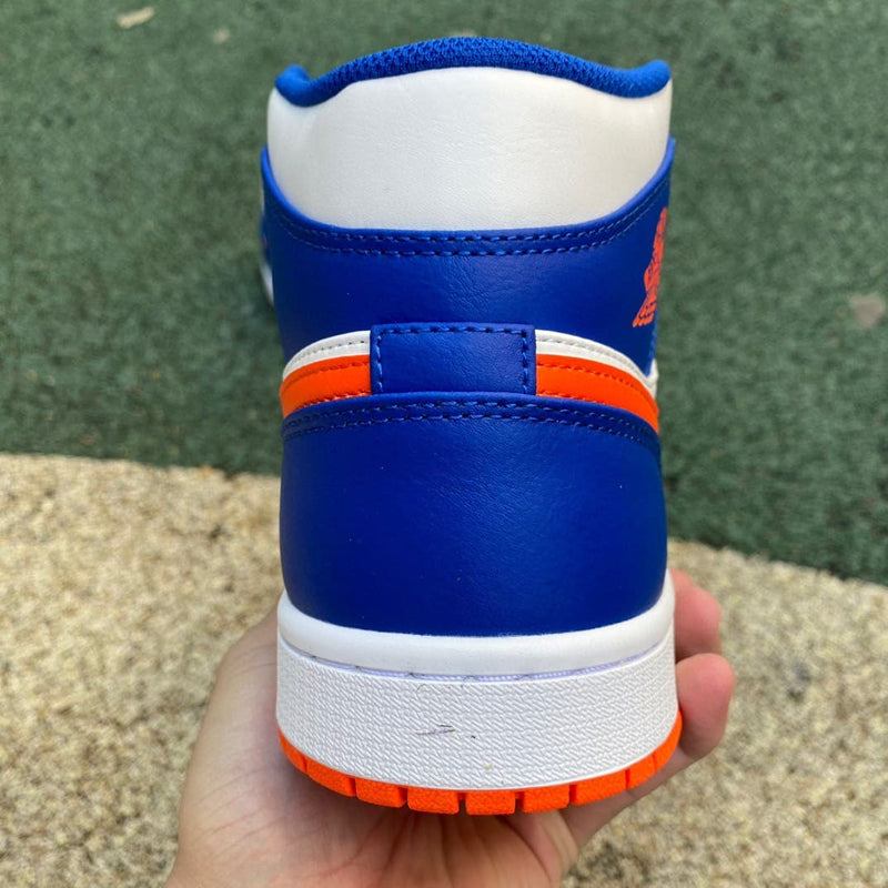 Air Jordan 1 Mid Knicks