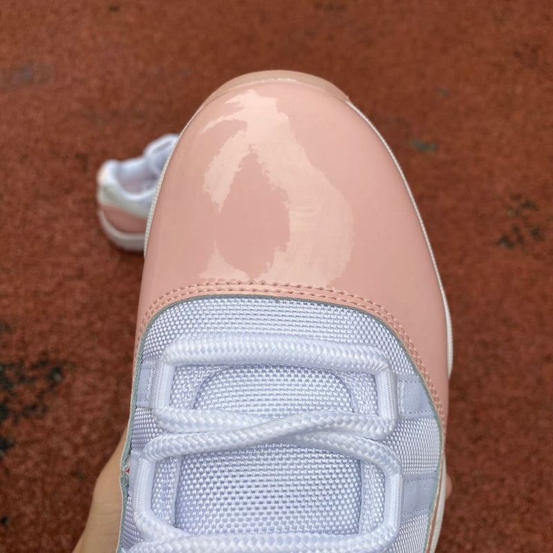 Air Jordan 11 Retro Low Legend Pink