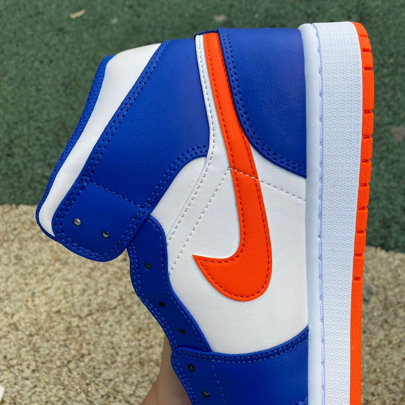 Air Jordan 1 Mid Knicks